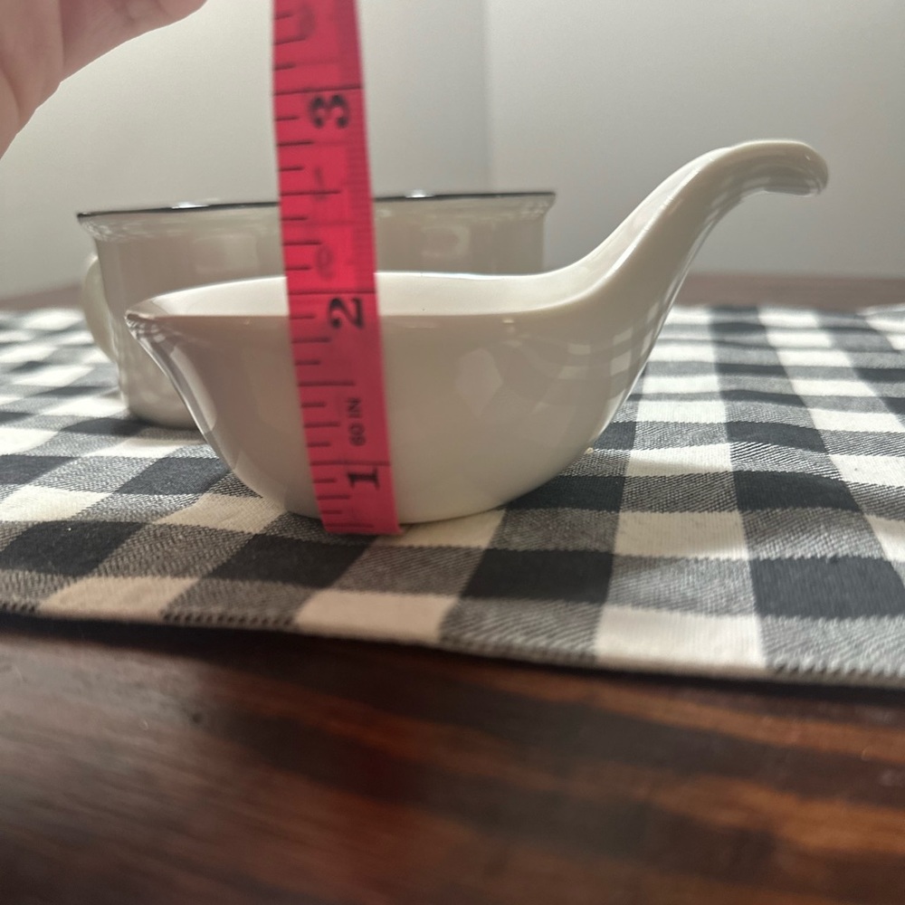 Ceramic Decor‎ Items - Picture 6 of 6